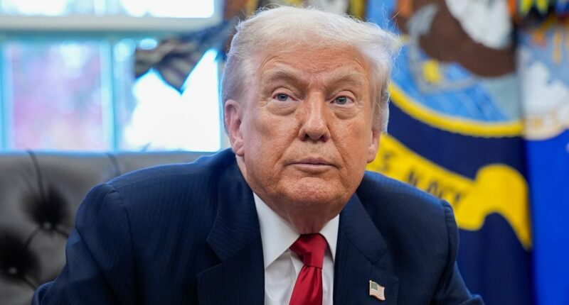 Trump drops dramatic war update as he dispatches trusted aide to Putin