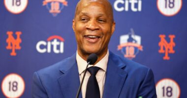 Trump pardons former Mets great Darryl Strawberry