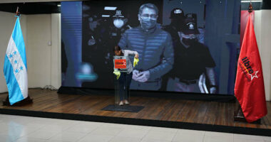 Trump’s pardon of ex-Honduran president Hernández injects wild card into election