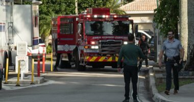 Two dead after plane transporting hurricane relief crashes in Florida