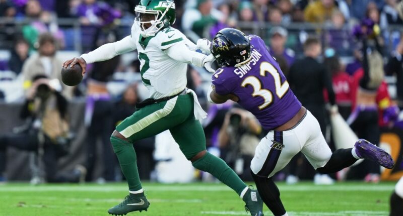 Tyrod Taylor gets start but Jets still lose to Derrick Henry, Ravens