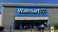 Walmart’s Online Shopping Surge Fuels Stock Rally