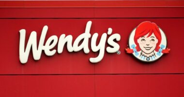 Wendy’s closing up to 350 restaurants by end of the year