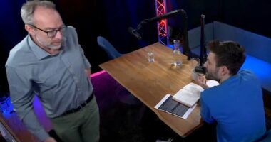 Wikipedia co-founder storms out of interview after awkward interaction