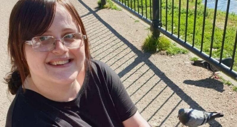 Woman 'told she had IBS' now facing death aged 30