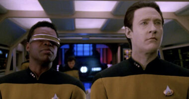 10 Starfleet Decisions That Changed Star Trek Forever