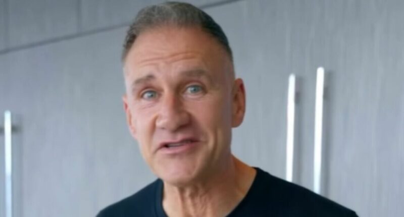 55-year-old with biological age of 20-year-old reveals 1 easy, free longevity tip