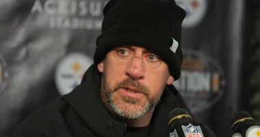 Aaron Rodgers fires shots at Steelers teammate