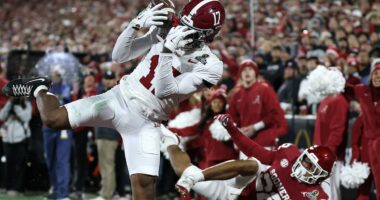 Alabama comes from 17 points down to seal wild win over Oklahoma