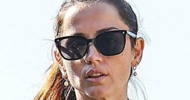 Ana de Armas flaunts abs in tight workout gear after Tom Cruise split