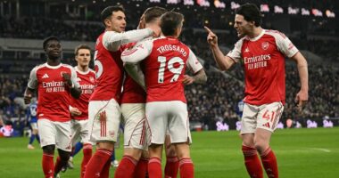 Arsenal fans look away now! Why being top at Christmas is NOT always a good thing