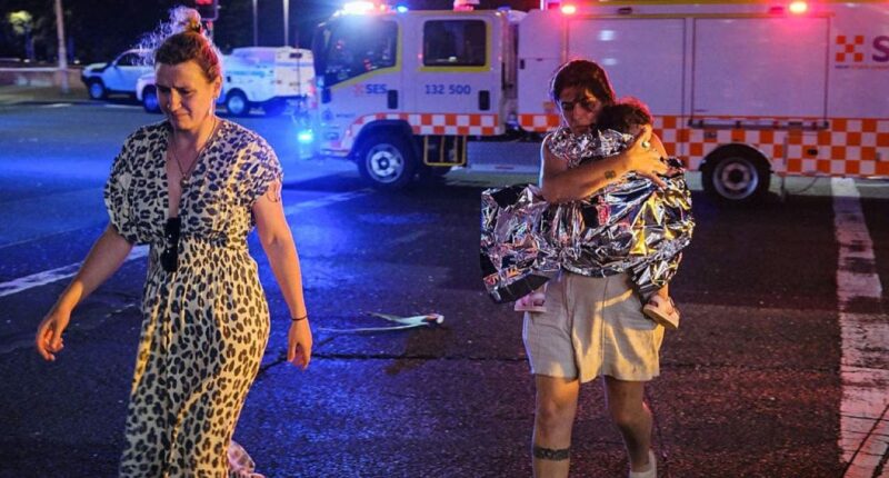 Australian bystander disarms suspected shooter in Australia Hanukkah attack