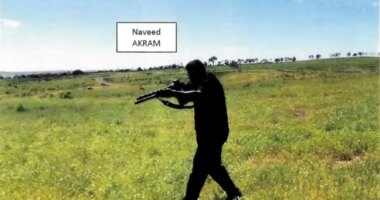 Bondi Beach suspects filmed antisemitic video manifesto, Australian investigators say