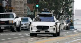 California woman gives birth inside self-driving Waymo taxi