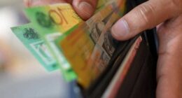 The federal government will introduce legislation to protect the use of cash.