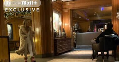 Cheater Texas AG breaks cover with his married mistress