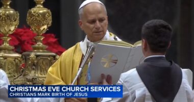 Chicago-born Pope Leo XIV celebrates 1st Christmas as pontiff with midnight Mass at Saint Peter's Basilica in Vatican City