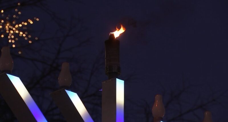 Chicago police elevate presence around Hanukkah 2025 events after Australia shooting at Bondi Beach targeting Jewish community