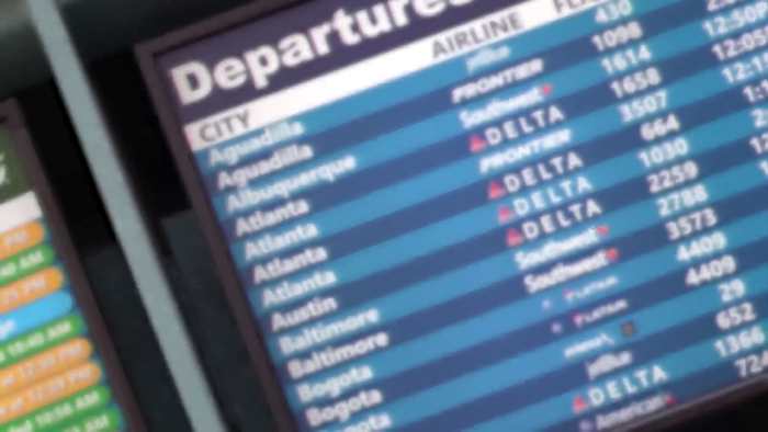 Christmas Eve flyers enjoy smooth travel at Orlando International Airport