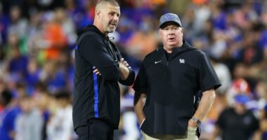 Celebrity Net Worth logo