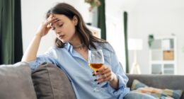 Doctor shares 'exact number' of drinks that cause a hangover