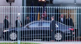 European leaders expected to cement support for Ukraine amid Washington pressure to accept deal