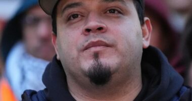 Federal judge to decide whether Kilmar Abrego Garcia should return to immigration custody