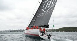 First retirements in Sydney-Hobart race as crews face rough seas