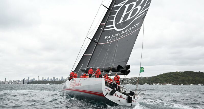 First retirements in Sydney-Hobart race as crews face rough seas