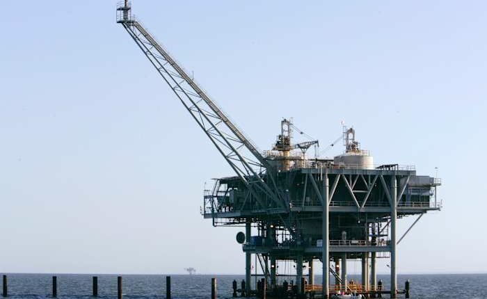 Florida congressional Republicans tell Trump to keep oil drilling off state's coasts