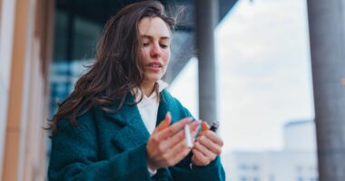 Former smokers face increased heart attack risk linked to quitting method