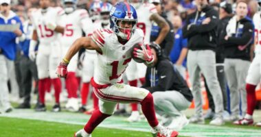 Giants' Wan'Dale Robinson nabs 1,000-yard receiving mark for first time