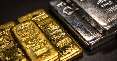 Gold and silver prices fall after CME raises precious metals margins