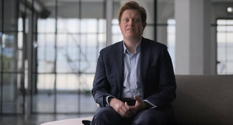 Harry and Meghan's closest advisor quits as head of their charity