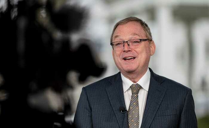 Hassett says Federal Reserve can reject Trump’s views if he is chair