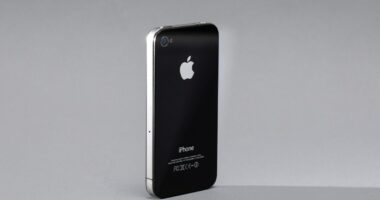 Inside the high drama of the iPhone 4