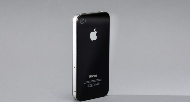 Inside the high drama of the iPhone 4