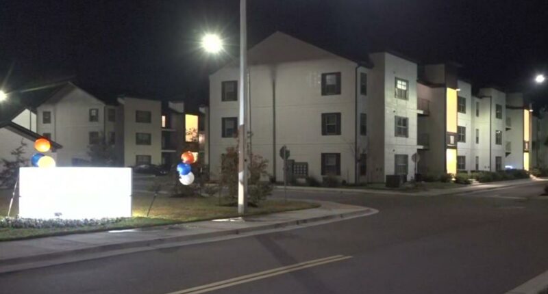 JSO: Woman taken into custody after shooting boyfriend at Northside apartment complex