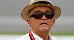 Celebrity Net Worth logo