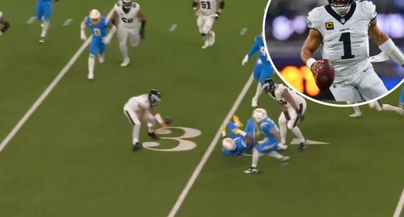 Jalen Hurts has two turnovers on same play during Eagles-Chargers game