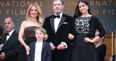 John Travolta fathered Elvis's great-grandson, lawsuit claims