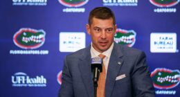 Celebrity Net Worth logo