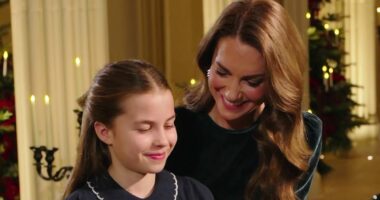 Kate urges people to celebrate Xmas with small gestures of kindness