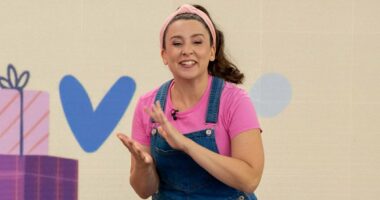 Mamdani brings children's influencer Ms. Rachel onto inaugural team