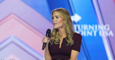 Megyn Kelly slams former co-worker =as spat divides MAGA ranks