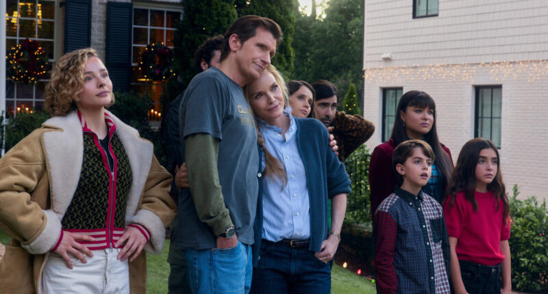 Michelle Pfeiffer's Christmas Movie Has Charm But No Spark