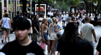 Shoppers in Pitt Street Mall for the Boxing Day sales. Population, economy, demographics, people, Australia, generic