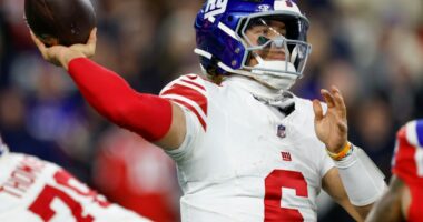 NFL Week 15 Bettors Guide: Giants have a shot as Commanders deal with their troubles