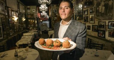 NYC chef loved by Taylor Swift reveals at-home hacks for festive food