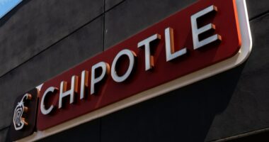 NYC woman sues Chipotle, DoorDash after she ‘bit into rodent’ in burrito bowl